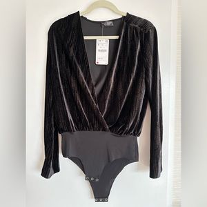 Zara Black Velvet with good glitter/sparkle Bodysuit Size S New With Tags